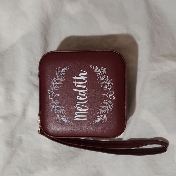 Personalized travel jewelry case - Picture 2 of 4